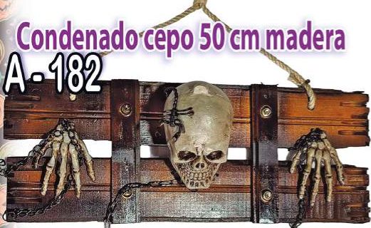 Condenado en cepo de madera